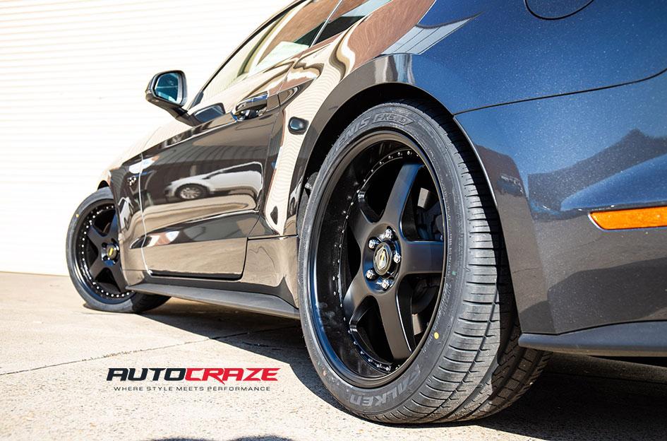 FORD MUSTANG FR